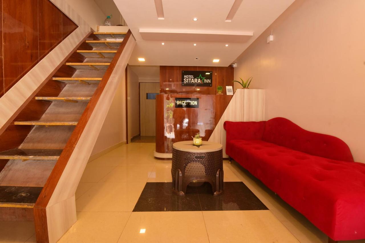 Hotel Sitara Inn Ratnāgiri Buitenkant foto